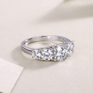Luxury Fashion Diamond Rings Lots Of Moissanite Silver Rings